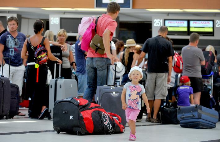 Antalya 11 milyon barajını aştı