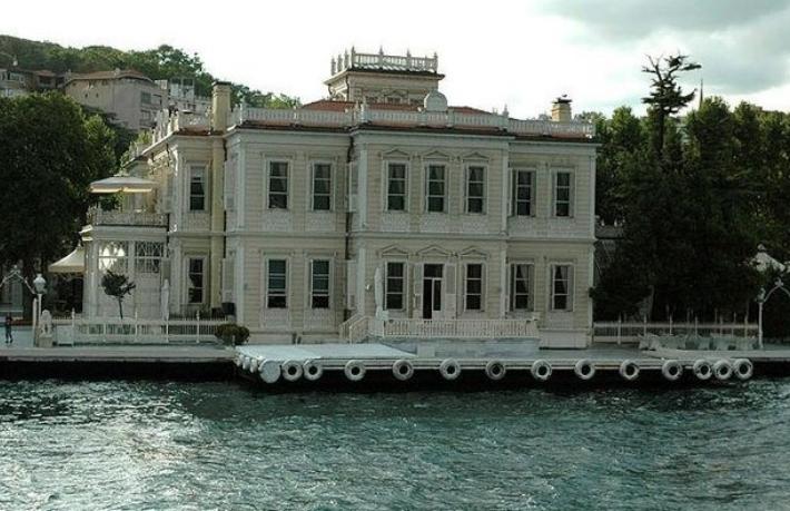 ABD'li otel devi İstanbul'a Boğaz'dan girecek