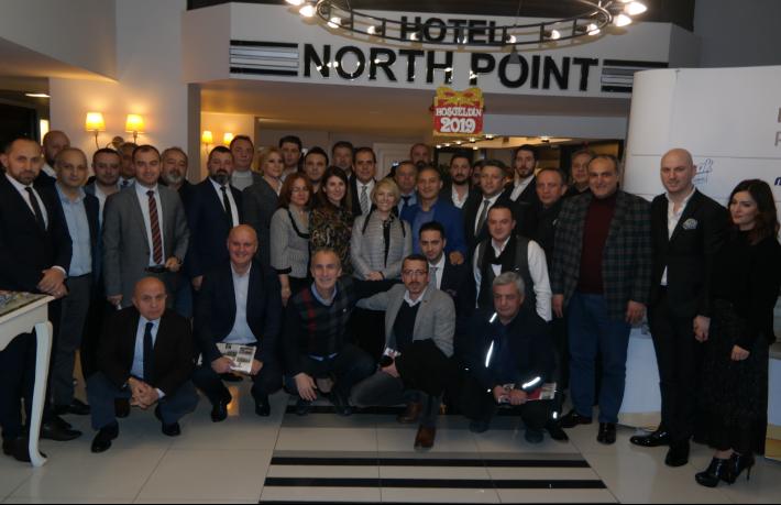 Karadenizli turizmcilerden gövde gösterisi
