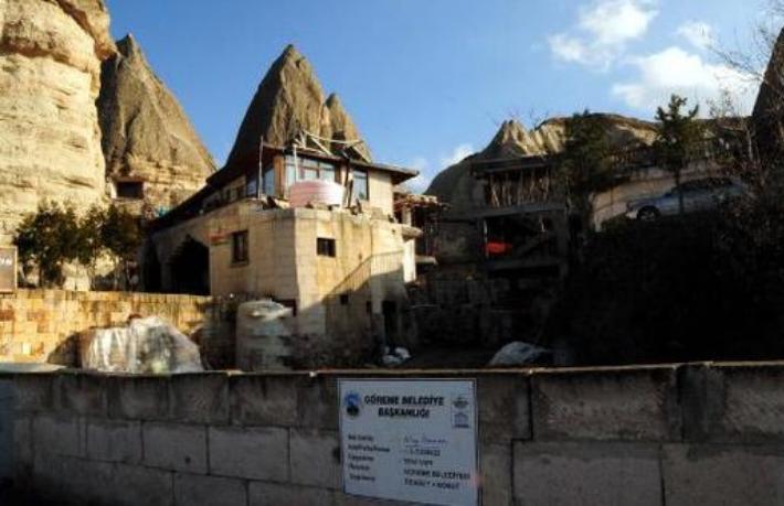 Bakanlık tepki çeken otel inşaatını durdurdu