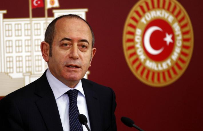 Hamzaçebi Bakan Ersoy'a ETS ve Max Royal'i sordu