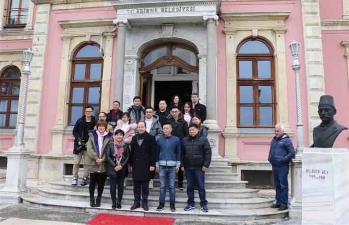 13 Çinli tur operatörü Edirne'yi keşfediyor