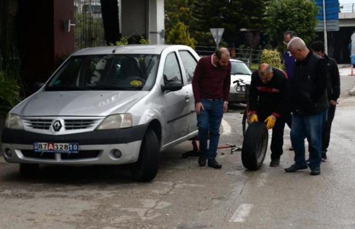 Otel müşterilerinin araç lastiklerini kestiler
