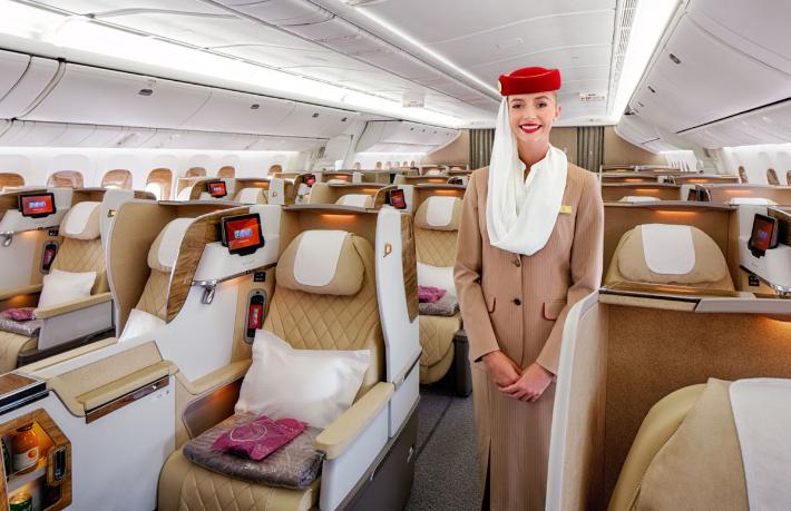 Emirates 15 Bin TL maaşla Türk kabin görevlisi arıyor