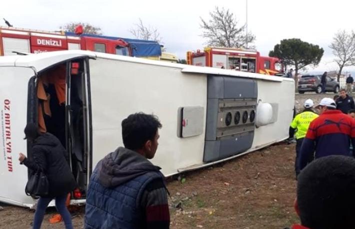 Denizli'de tur otobüsü kazası: 34 yaralı