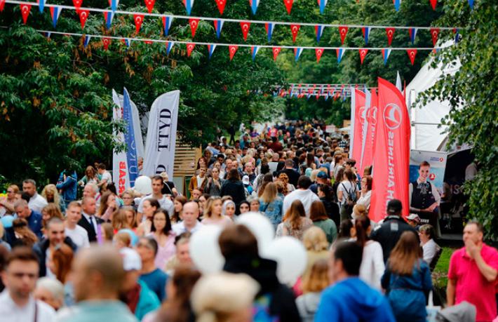 Ruslar yılda iki kere Türkiye Festivali istiyor