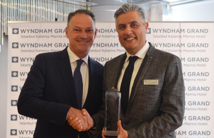 Wyndham Grand  Kalamış Hotel'e “2018 Best of Hotels” ödülü