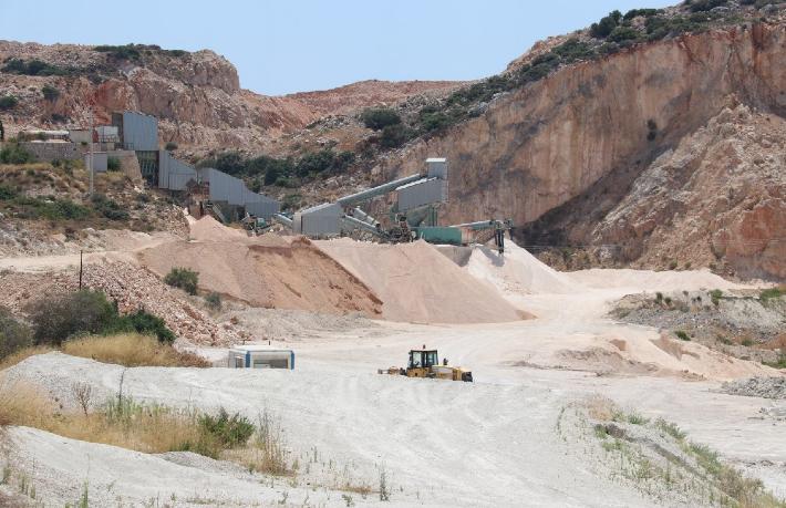 4 bakanlık ters düştü, olan Çeşme'ye oldu