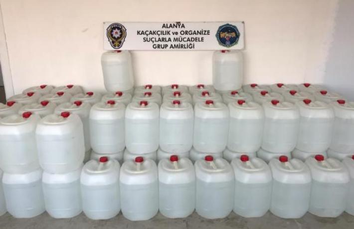 Antalya’da otellere hazırlanan sahte içkilere operasyon