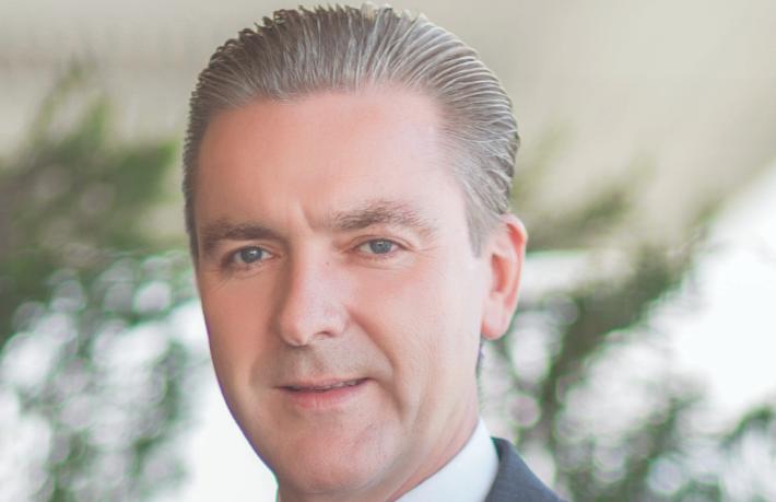 Brandon Hall'dan Divan Grubu’na Mükemmelik Ödülü