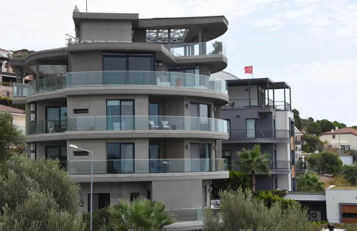 Uyanık müteahhitlerin 'Otel' oyunu