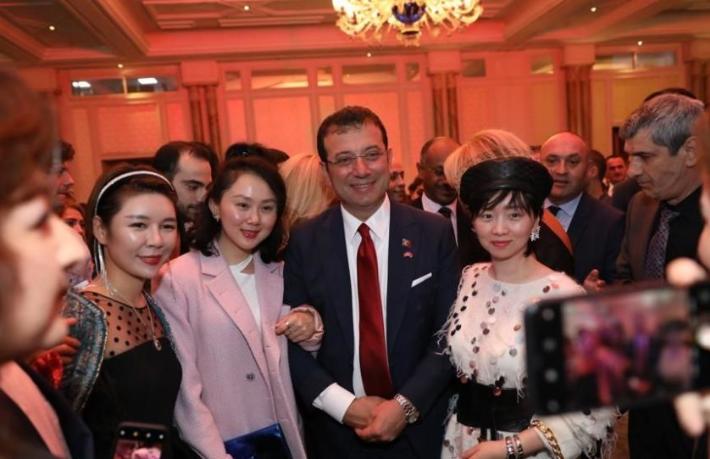 Başkan İmamoğlu Çinliler'in de gönlünü fethetti