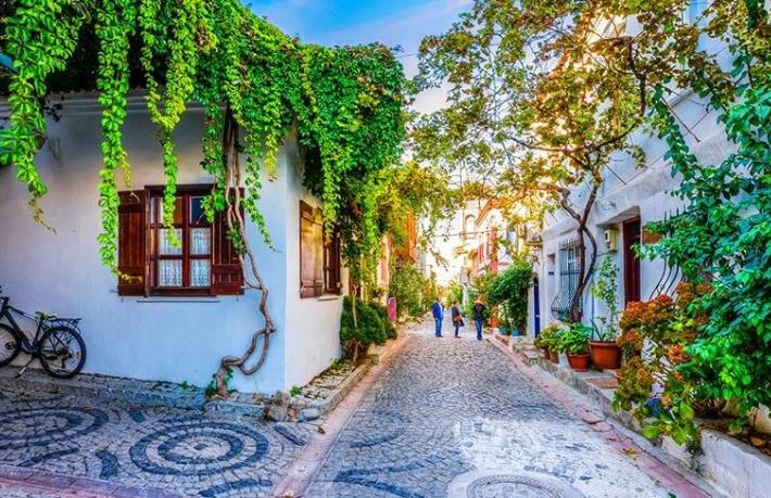 Turizm cenneti Bozcaada dünyaca ünlü dergide