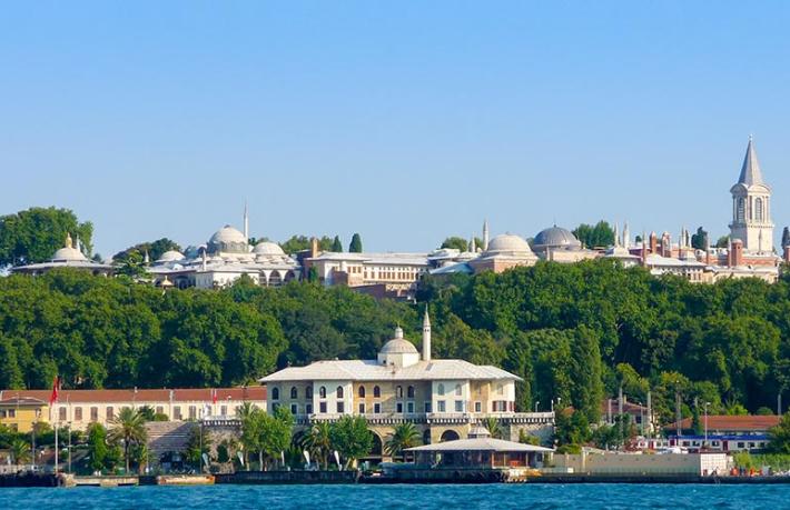 Topkapı Sarayı’ndaki eserler neden başka yere taşınıyor?