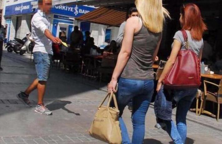 Beyoğlu'nda hanutçu çetesi çökertildi