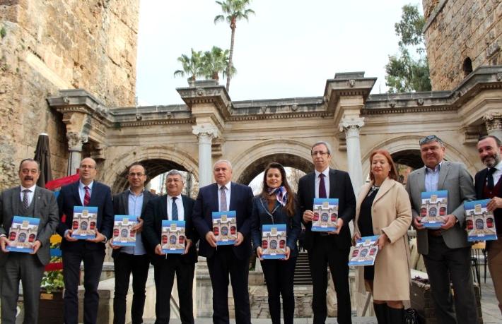 Antalya'nın 2020 teması Hadrian Kapısı