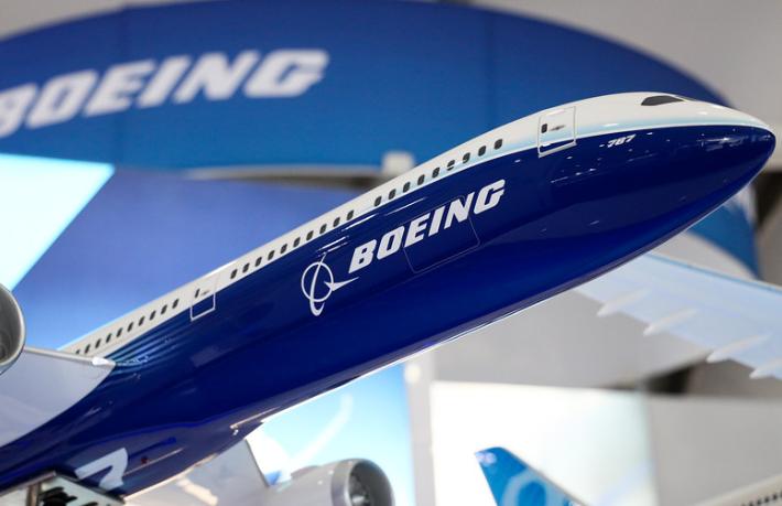 Boeing yaralarını borçlanarak sarıyor