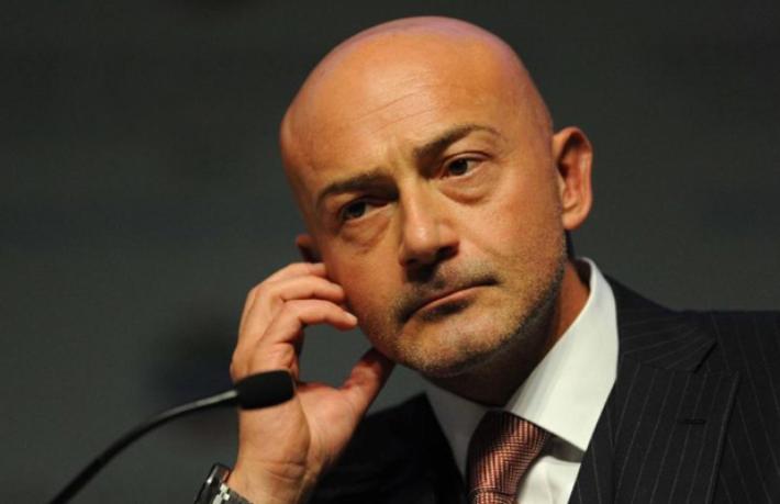 Şahenk’in apartmanı otel olacak