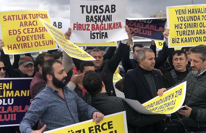 Turizm şirketlerinden  ‘Geç tebliğ’ protestosu