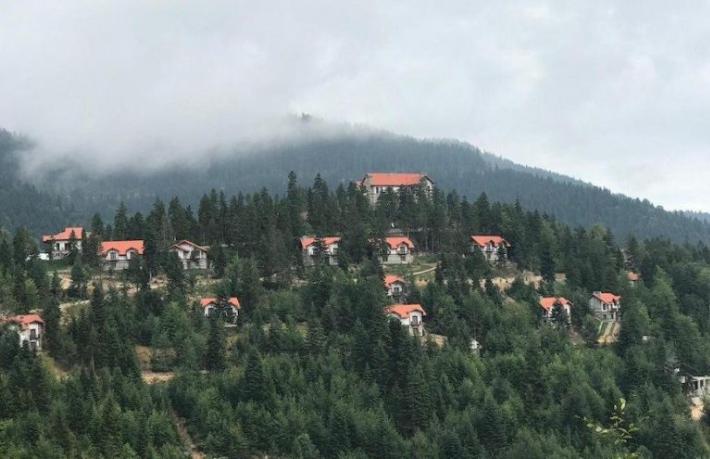 Dağın tepesindeki otele devlet kasasından pist mi yapılacak?