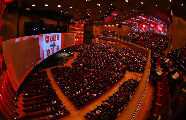 İstanbul'da 20 bin kişilik kongre hayal mi?