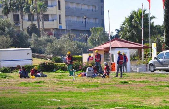 Otel inşaatından düşen işçiden kötü haber