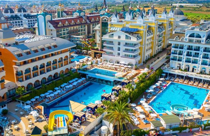 Dream World Hotels zincirine 2 yeni halka