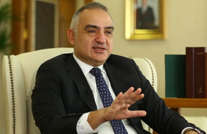 Bakan Ersoy: Salgın turizme zarar vermemeli
