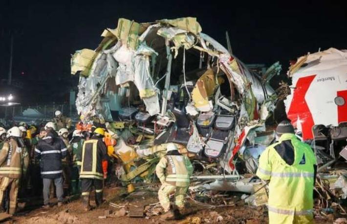 Parçalanan uçağın pilotları hakkında flaş karar