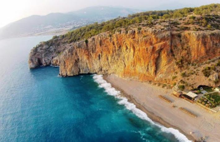 Sahiller imara açıldı, Gazipaşa’da kıyamet koptu