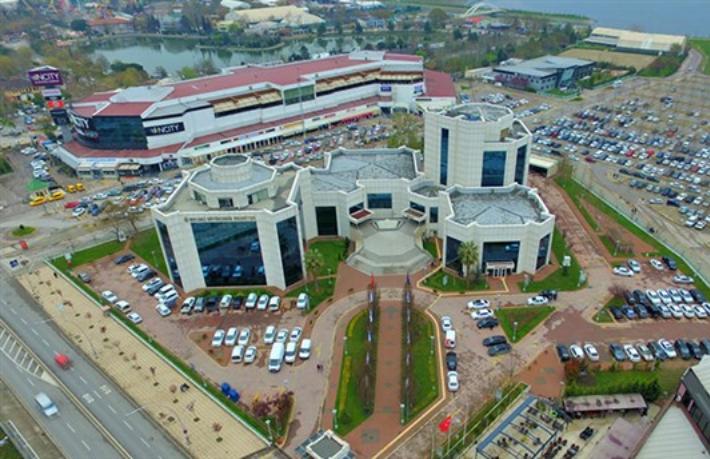 Belediye kasasından yurt dışına turistik gezi