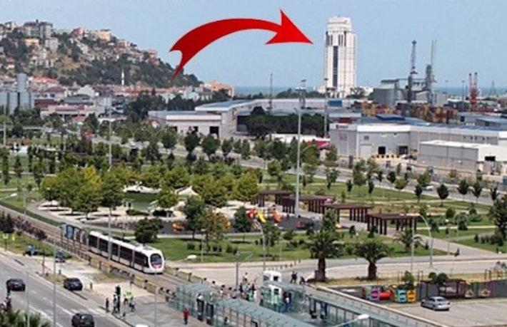 Tanrıverdi'nin 29 katlı oteli yıkılacak mı?