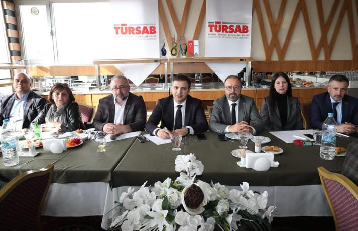 TÜRSAB'tan deprem bölgesine ziyaret