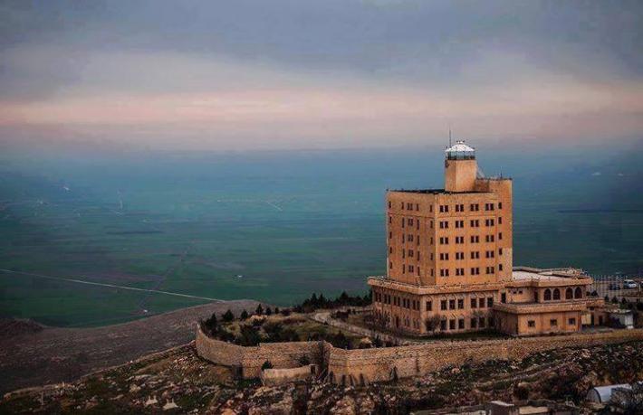 Diyarbakır ve Mardin'de 2 otel sağlık çalışanlarına ücretsiz