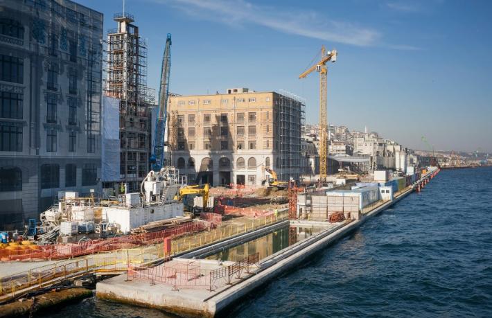 Galataport inşaatına Korona molası