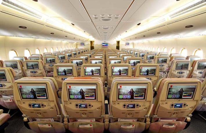 Emirates tüm yolculara koronavirüs testi yapacak