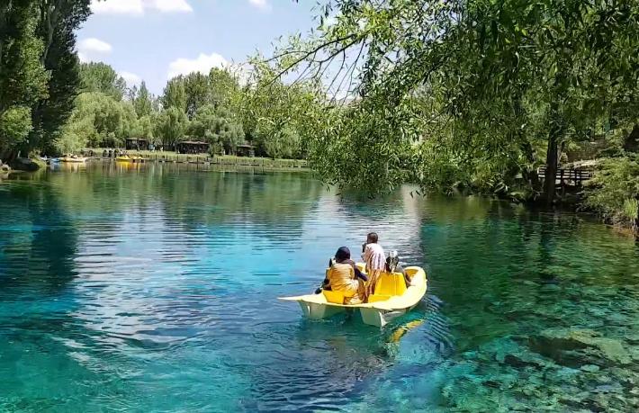 Doğal sit alanı olmayı bekleyen Gökpınar Gölü ihaleye açıldı