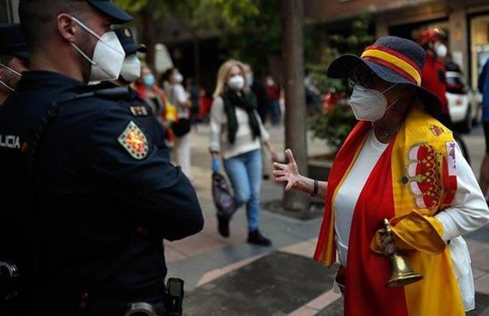 İspanya sınırlarını turistlere açıyor