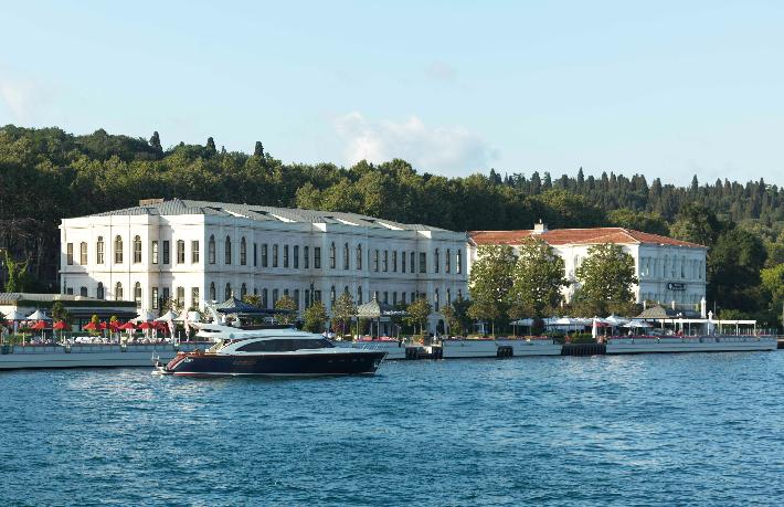 Four Seasons'ın İstanbul'daki otelleri yeniden açıldı