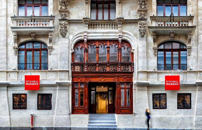 İstanbul Modern yarın açılıyor