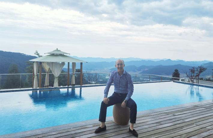 Çin’in en lüks otelini Türk turizmci hizmete açıyor