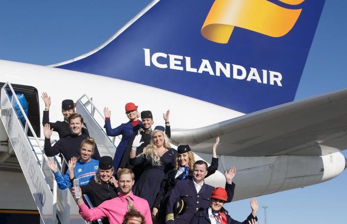 Hostesleri işten çıkartan havayolunda pilotlar hosteslik yapacak