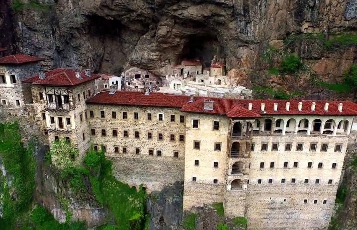 Fahiş fiyat artışı tur iptalleri getirdi