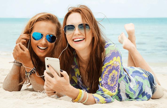 Türkiye'nin tatil bölgelerinde en çok hangi şarkılar dinleniyor?