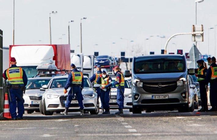 Türkiye'den karayoluyla dönen turistlere Macaristan engeli