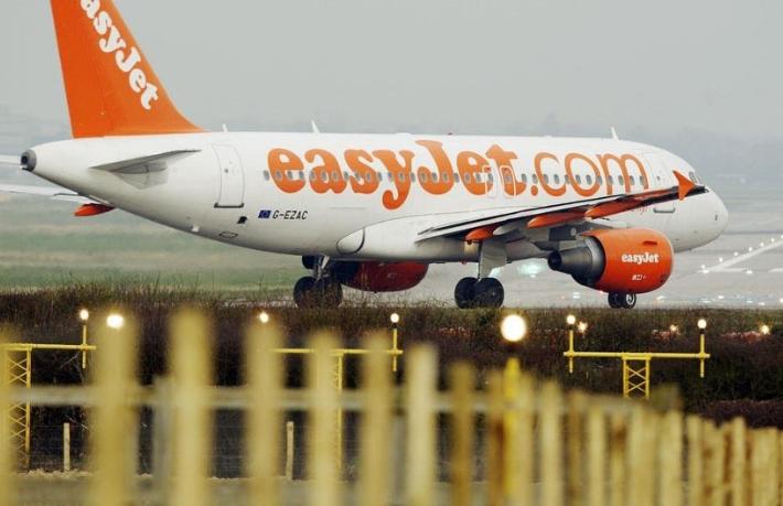 Yunanistan'a bir şok da Easyjet'ten