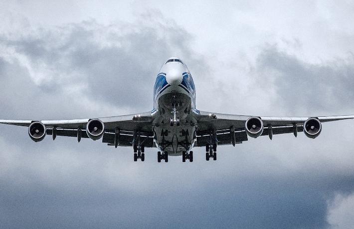 Korona aşısı dünyaya jumbo jetlerle dağıtılacak