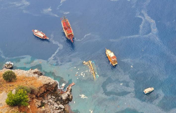 Alanya’da tur teknesi battı... 1 kişi hayatını kaybetti