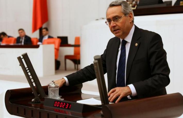 Kaş'taki kaçak otel Meclis gündeminde