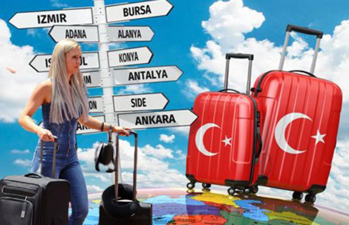 Pandemiyi Türkiye'de geçirmek isteyen Rus turist oturum peşinde